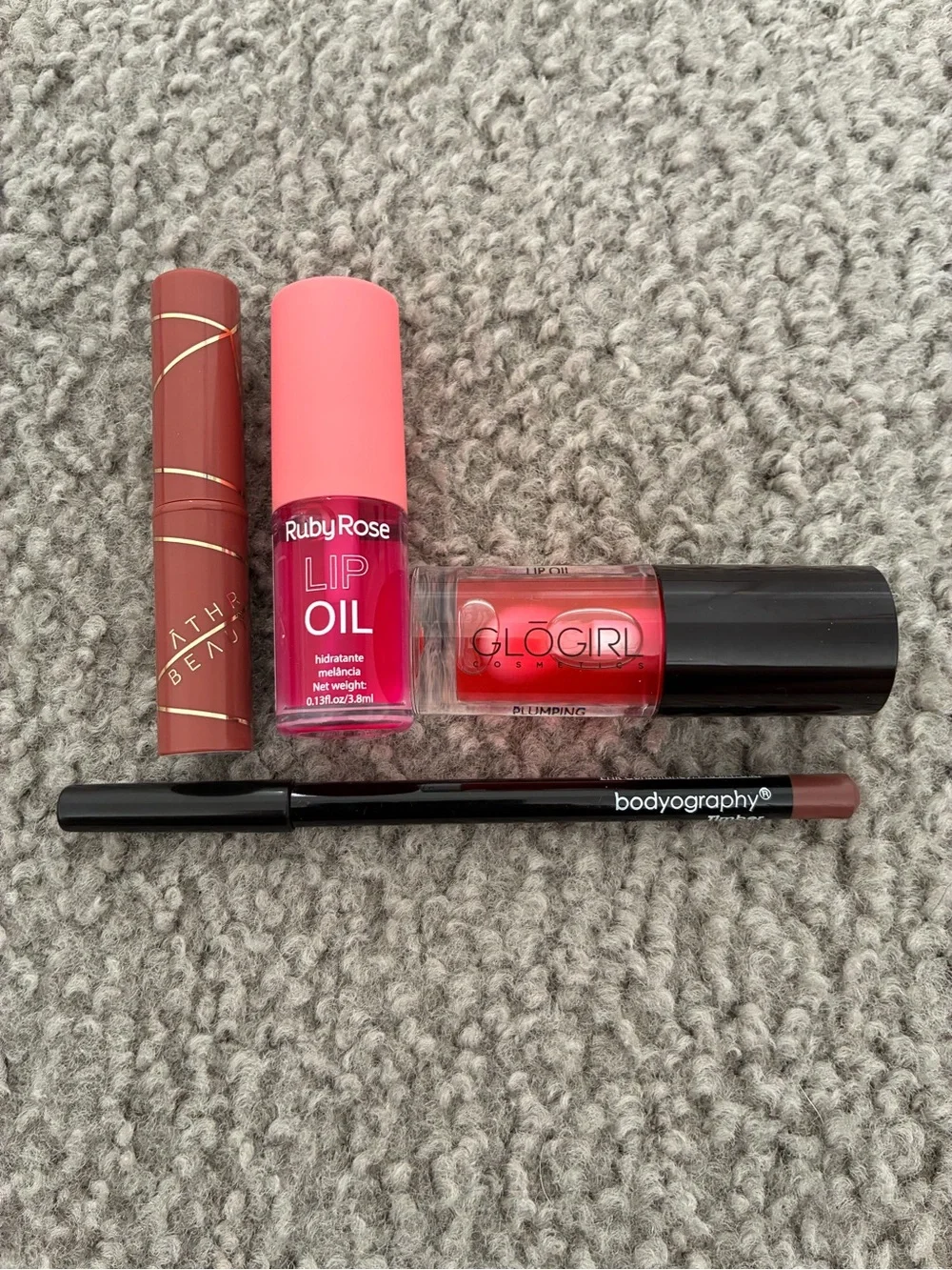 Lip bundle